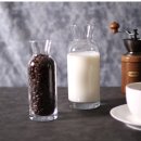 작은 유리잔 이미지