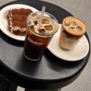 현대화이트 | 더현대 마일스톤커피 플랫화이트 티라미수 후기