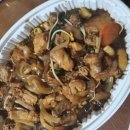 마당나온수탉 이미지