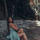 베자 스니커즈 신고 <b>사뿐</b> 구두 또각또각 걸으면 좋아