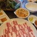 꿀꿀삼겹식당 | 삼겹이 맛있는 대구 중구 서문시장맛집 옥돌식육식당