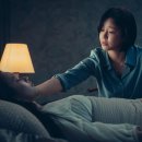 거룩한밤 데몬헌터스 이미지