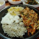 보리밥칼국수 이미지