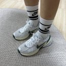 나이키 신상 운동화 V2K Run 브이투케이 런 우먼즈 225size 사이즈 팁, 후기, 착용샷 있어요~!!!