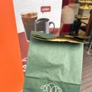 (주)씨에스플러스 수원영통점 | 수원 영통 카페 아덴블랑제리 시그니처 수원영통점 방문 후기| 디저트 고르다 메론소금빵을 선택한 날