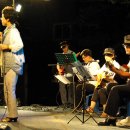 통기타 연주 이미지