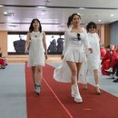 모델 워킹 클래스 이미지