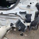 중원자동차공업사 | 판교 와이엠모터스 아반떼 CN7 광범위 측면 추돌 사고! 차체 인장부터 도어 핸들 탈거까지 정석 복원 성공