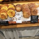 수련 | 🥐 수련 끝나고 끌리듯 들어간 부산당… 성심당이랑 비슷하다? 솔직후기