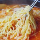 골목 돼지 이미지