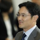 Samsung Electronics faces falling profits as succession looms-로이터 7/6 : 삼성전자 분기수익 감소 배경과 향후 실적전망 이미지