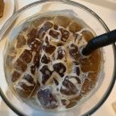 기룡인테리어 | [기장 은유재]직접 로스팅하는 커피와 버터바가 맛있는 통창 정원 카페 아뜰리에 은유재