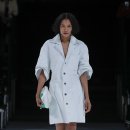 봄, 여름 살롱 이미지