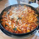 닭이봉춘천닭갈비점촌점 | 감칠맛이 터지는 평촌역 맛집이 있다? 닭이봉춘천닭갈비 평촌3호점 치즈닭갈비 2인분 먹었던 후기
