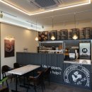 달리는커피 이미지