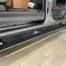제이유씨오토 주식회사 | 2024 스타리아 하이브리드 - 전동사이드스텝 시공 사례