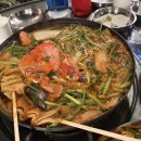 통영빌딩 | 산본역 맛집 통영굴바다 산본 직영점 푸짐한 게국지와 꼬막 비빔밥 후기