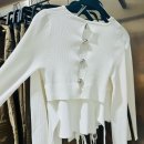 큐빅월드 | 자라 26 SS 여성 신상 실물 후기｜린넨·라탄·프릴 이번 시즌 제대로 터진 이유