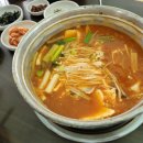 엄마와 까치집 두개 이미지