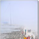 [안산]해무가 끼어 환상적인 풍경, 탄도항과 누에섬 풍력발전기 이미지