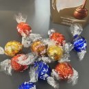 소묘와 오일파스텔 이미지