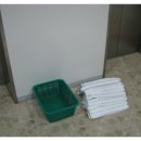 세탁하는 남자들 이미지