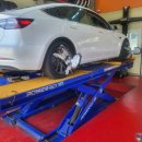 김프로타이어 | 테슬라3 타이어 교체.. 콘티넨탈 올시즌콘텍스2.. 김프로타이어 향남점 추천합니다.