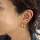 일본 셀린느 트리옹프 비대칭 후프 귀걸이 후기｜불량연애 니세이 문신템