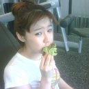 박봄, `체중조절위해 풀만 먹어` 산다라박 "햄토리는 식사중" 이미지