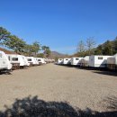 카라반 캠핑장 이미지