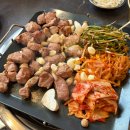 김해뒷고기&숯불꼼장어 - 계양구 계양산로 215 | 연산동 고기집 영광김해뒷고기 육즙 가득한 숯불 초벌 신상 맛집 솔직후기