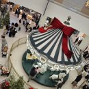 백설 | 초대형트리가 있는 대전 현대 프리미엄 아울렛 크리스마스 포토존 및 포크칩스 메리백설 사이즈비교 후기