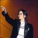 인형과 함께 이미지