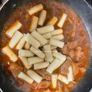 돼지떡볶이 | [푸줏간 떡볶이] 매운 돼지순살찜 떡볶이 후기
