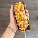 1982떡볶이&김밥 | 물을 준 화분처럼 웃어 보이네