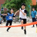 진월초등학교 운동장 이미지