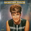 Let Me Get Close To You - Skeeter Davis 이미지