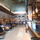 CAFE DE 220VOLT | 춘천 유명 카페 'Cafe de 220VOLT(카페드220볼트)' 후기~!