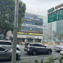 교대역 11번출구 앞 이미지