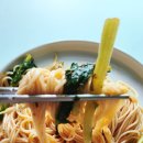 삼중탕 | 국산김치 정기구독 온하루김치 먹어 본 후기 (아삭아삭 열무김치)