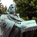 일로 수도사 이미지