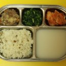 11월 13일-녹두밥,배추김치,사골곰국,감자쇠고기조림,시금치나물을 먹었어요^^ 이미지