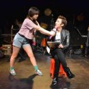 피크를 던져라 이미지