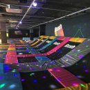 러쉬트램펄린 이미지