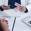 휴플란트치과의원 이미지