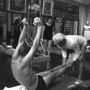 필라테스 야간 이미지