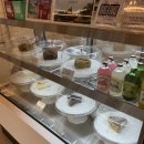 문수실버복지관 무거동 | [울산 남구 카페] 무거동에 위치한 특이한 판단라떼가...한옥카페 싱귤러커피 솔직후기 (메뉴판, 주차정보