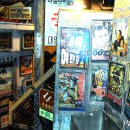 극장통길 (십자양복점) | 못난이 삼형제