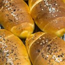 [새절역 빵집] 라이언베이커 신사점 - 소금빵 종류부터 내돈내산 찐리뷰🥐 (주차, 빵종류)