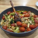 팔만상점 | 여름 장마철보다 비가 자주오는것 같은 10월 , , ,